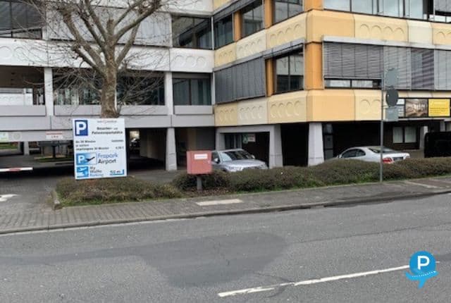 Frapark Airport - Rüsselsheim am Main, Eisenstraße 2-4 14