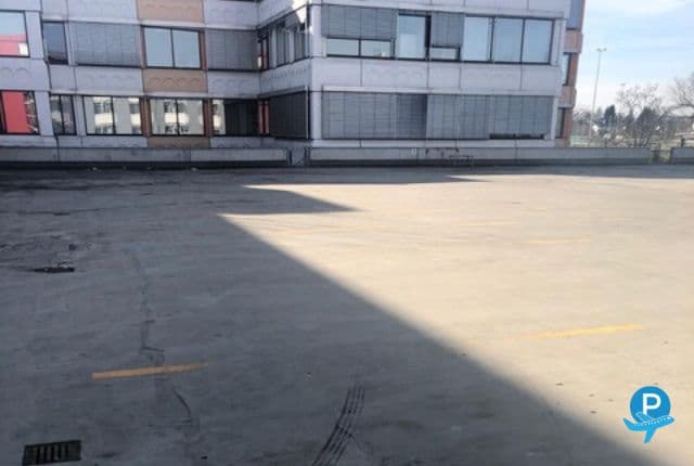 Frapark Airport - Rüsselsheim am Main, Eisenstraße 2-4 15