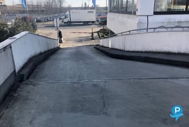Frapark Airport - Rüsselsheim am Main, Eisenstraße 2-4 5