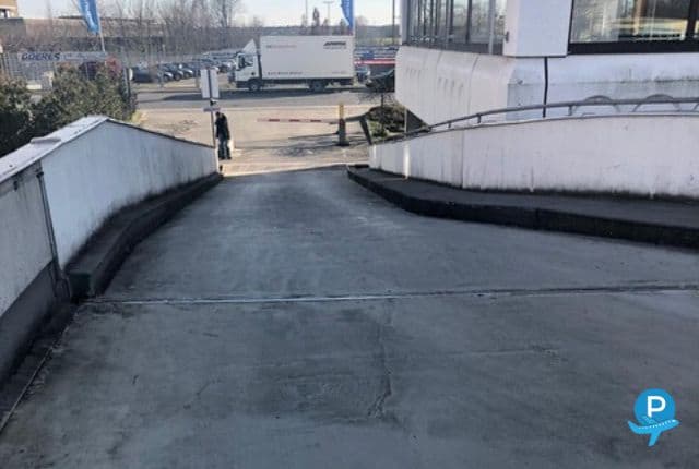 Frapark Airport - Rüsselsheim am Main, Eisenstraße 2-4 5