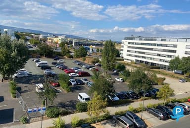Parken & Shuttle - Eschborn, Helfmann-Park 3 (disabled) 4