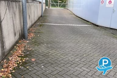 Park nd Go - Eindhoven, Luchthavenweg 30 (disabled) 4