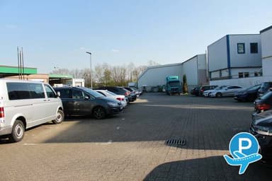 Parkplatz DUS Valet - Düsseldorf, Düsseldorf Flughafen, Flughafenstraße 120 (disabled) 2