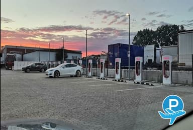 Parken Flughafen Bremen - Stuhr, Rudolf-Diesel-Straße 4