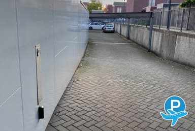 Park nd Go - Eindhoven, Luchthavenweg 30 (disabled) 5