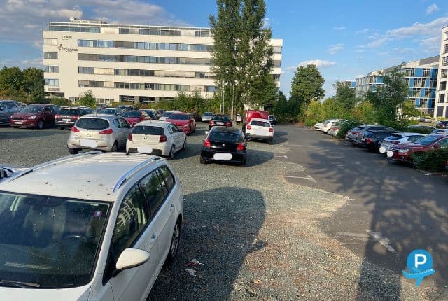 Parken & Shuttle - Eschborn, Helfmann-Park 3 (disabled) 1