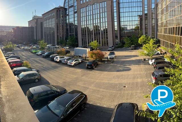 Parking Düsseldorf - Ratingen, Berliner Straße 93 3