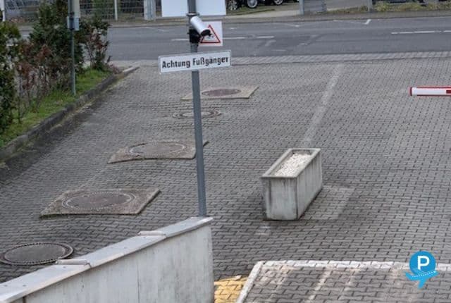 Frapark Airport - Rüsselsheim am Main, Eisenstraße 2-4 4