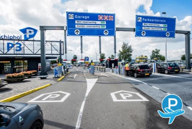 P3 Schiphol - Haarlemmermeer, Holiday Avenue (disabled) 1