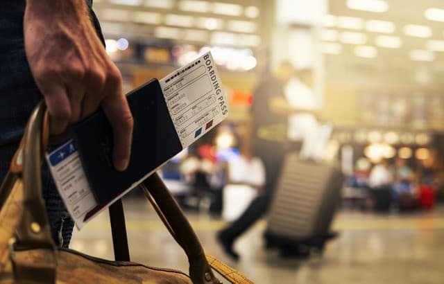 Flughafen Stuttgart Vorabend Check in & Zeit sparen